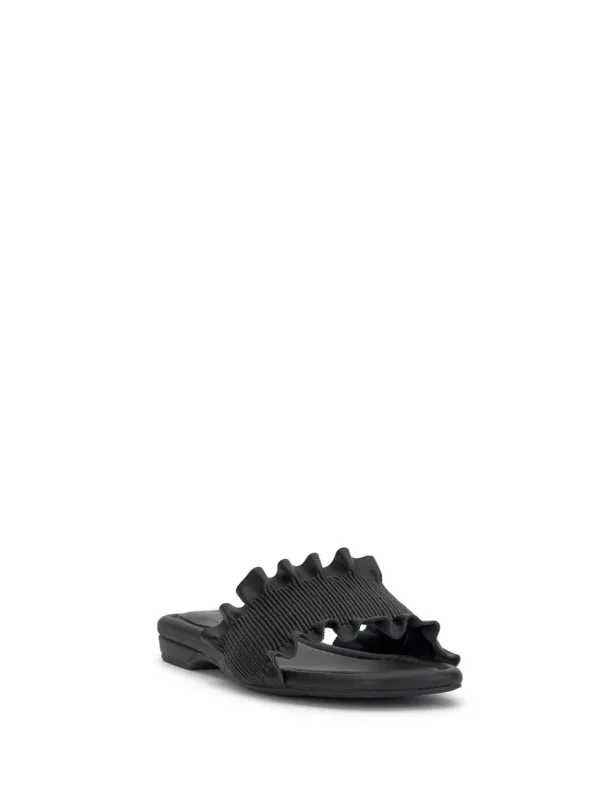 Camessa Smocked Sandal In <Jessica Simpson Sale