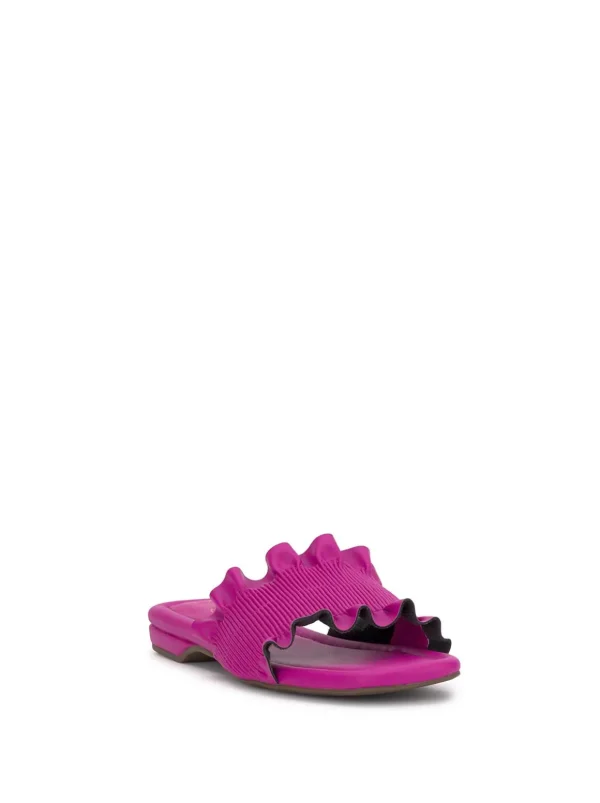 Camessa Smocked Sandal In Fuschia<Jessica Simpson Cheap