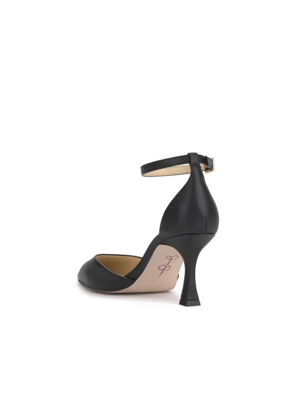 Foxena Pointed Toe Pump In <Jessica Simpson Fashion