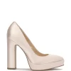 Glynis Platform Pump In <Jessica Simpson Fashion