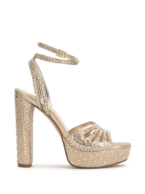 Iralin Platform Sandal In <Jessica Simpson Hot