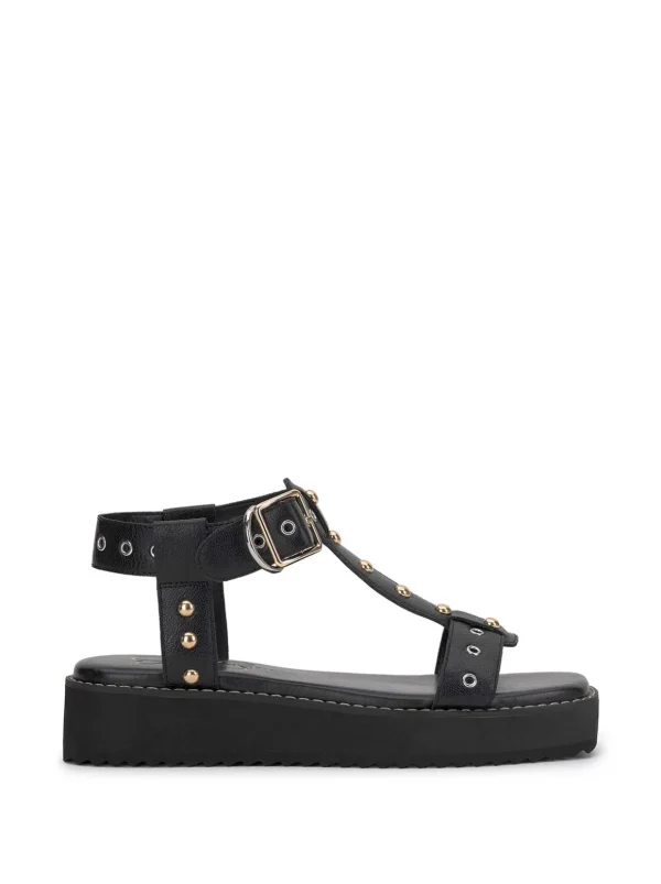 Janer Studded Sandal In <Jessica Simpson Hot