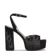 Lirio Platform Sandal In <Jessica Simpson Hot