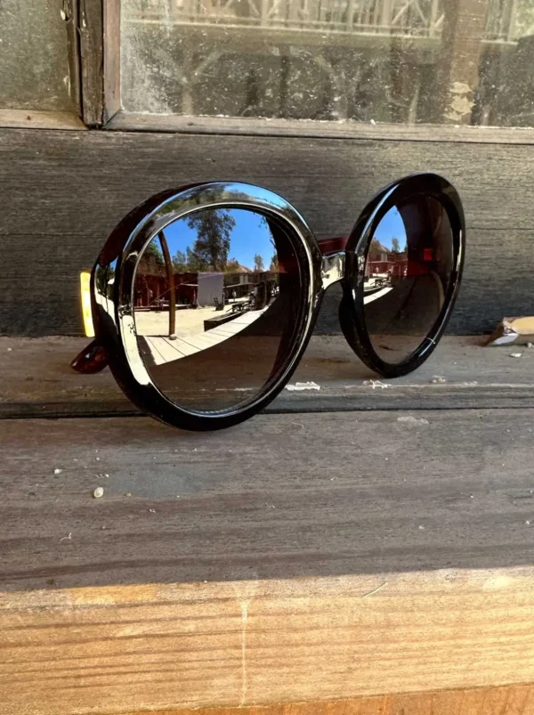 Oversized Fashionable Round Sunglasses In <Jessica Simpson Store