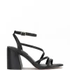 Reyvin Strappy Sandal In <Jessica Simpson New