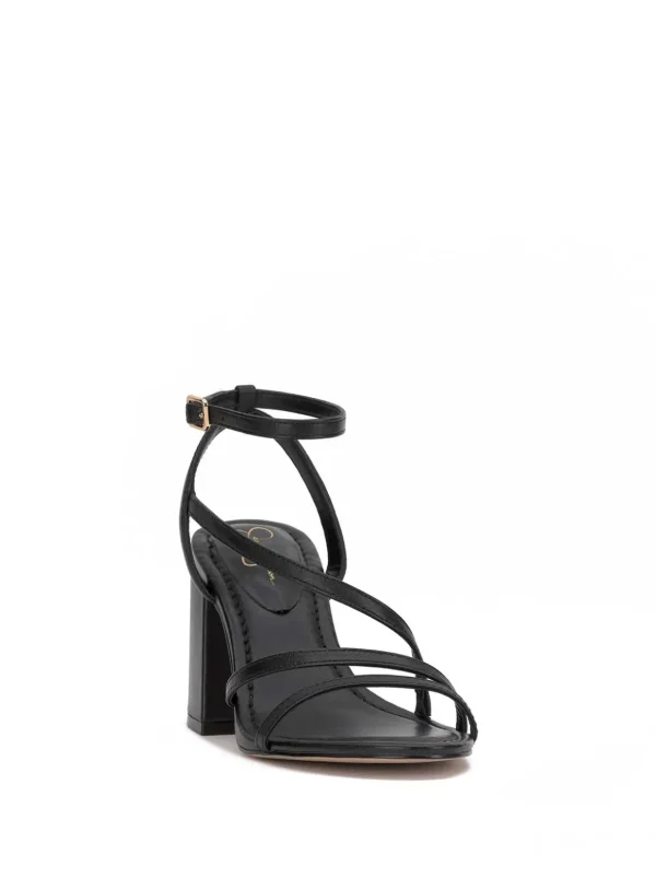 Reyvin Strappy Sandal In <Jessica Simpson New