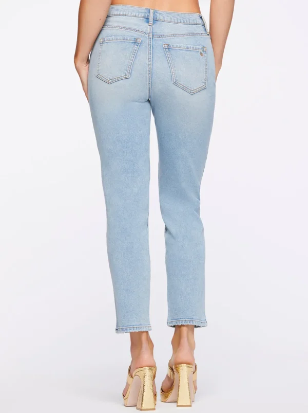 Spotlight High Rise Straight Jeans In <Jessica Simpson Online