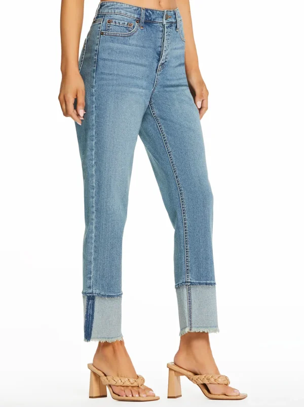 Throwback Straight Jeans In <Jessica Simpson Fashion