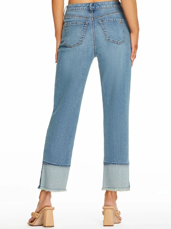 Throwback Straight Jeans In <Jessica Simpson Fashion